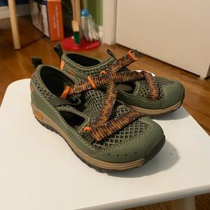 Chacos Big Kids Unisex Size 11 Sandals